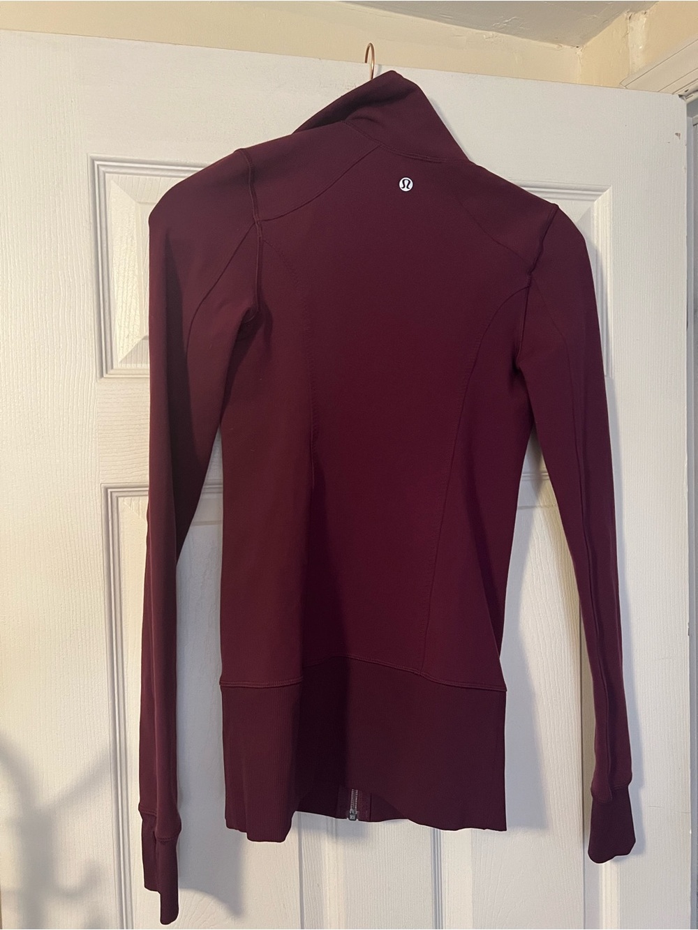 #378 Lululemon Nice Asana/Define Jacket Plum Full Zip Luon Thumbholes Size 4 - Picture 2 of 4